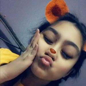 Meet your Posher, Cecilia